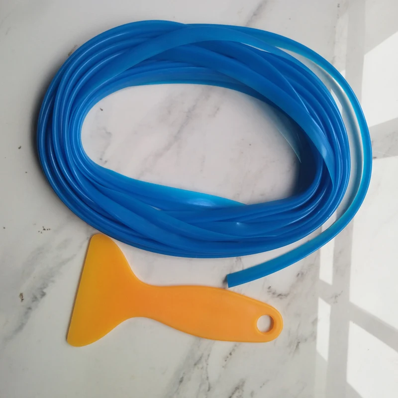 Универсальная гибкая декоративная лента для салона автомобиля 5 м/лот |