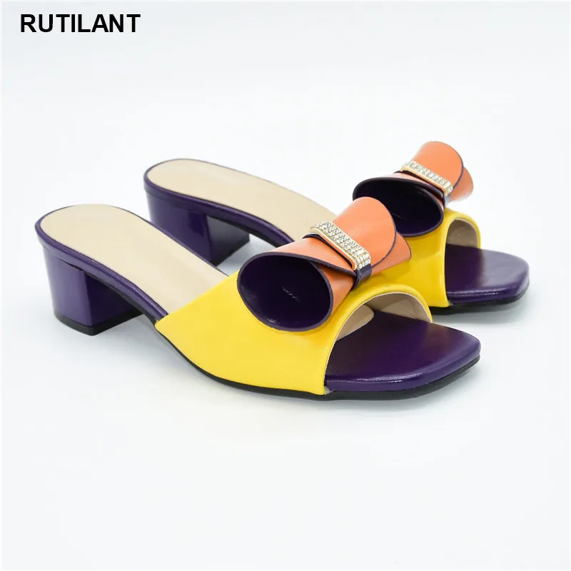 Женские босоножки на среднем каблуке элегантные туфли лодочки без застежки