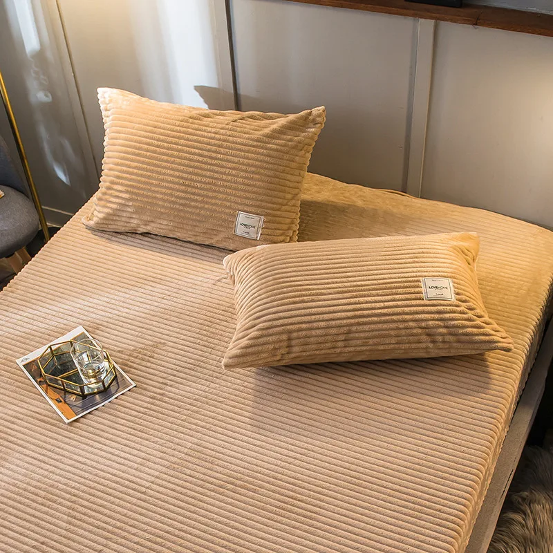 

New velvet pillow case on bedding Warm and comfortable soft pillow cover Home Decoration body Pillow case