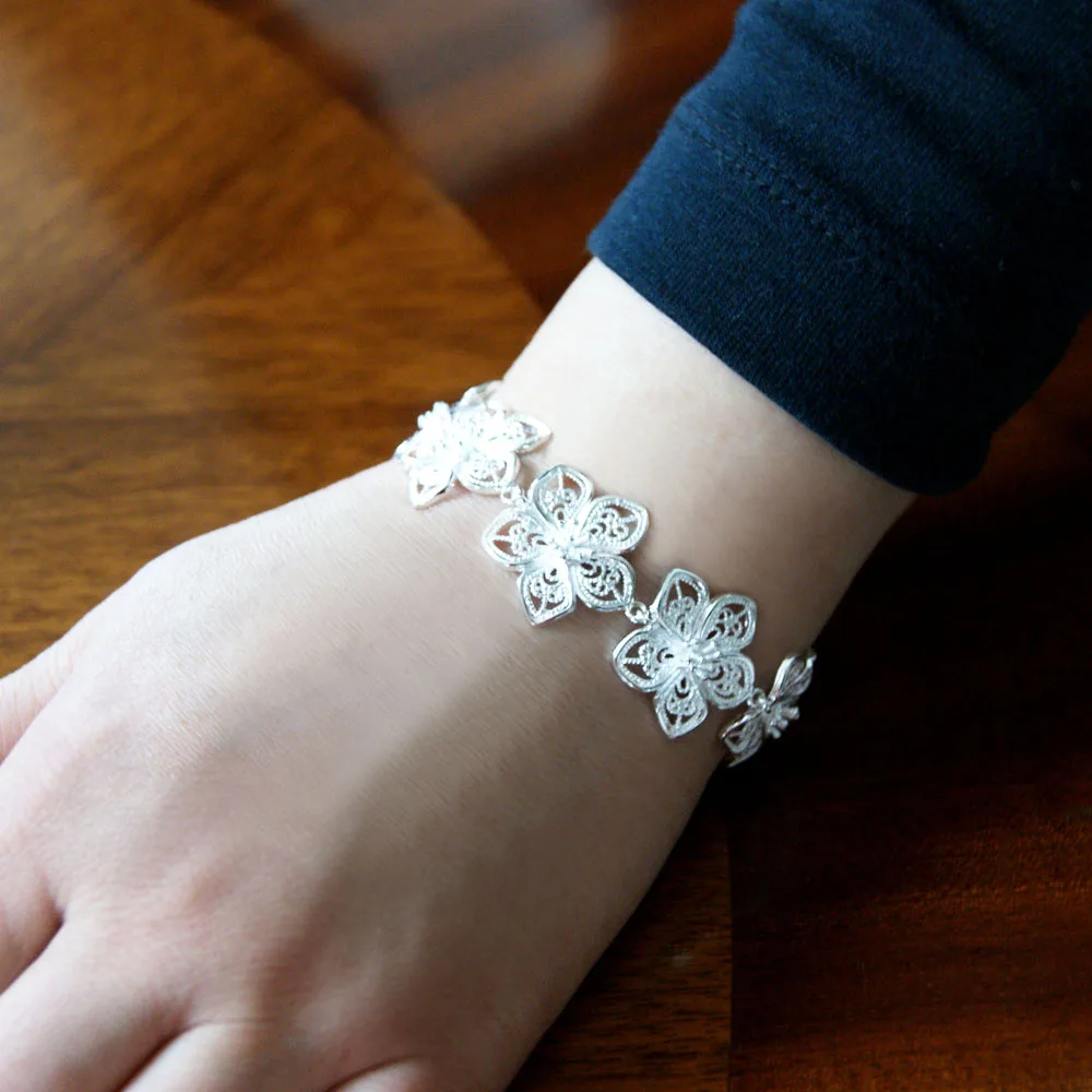

brand new hollow out flowers bracelet & bangle for women,925 sterling silver women bracelet delicate fashion accessories