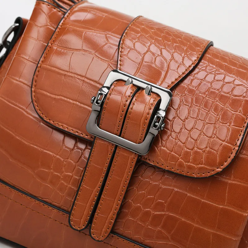 Роскошные сумки с крокодиловым узором для женщин вместительные через плечо из