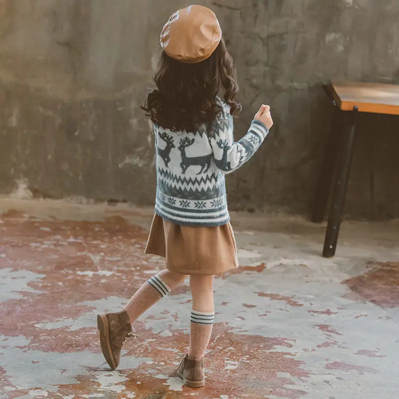 Детский свитер с оленем Новогодняя одежда для маленьких девочек облегающая