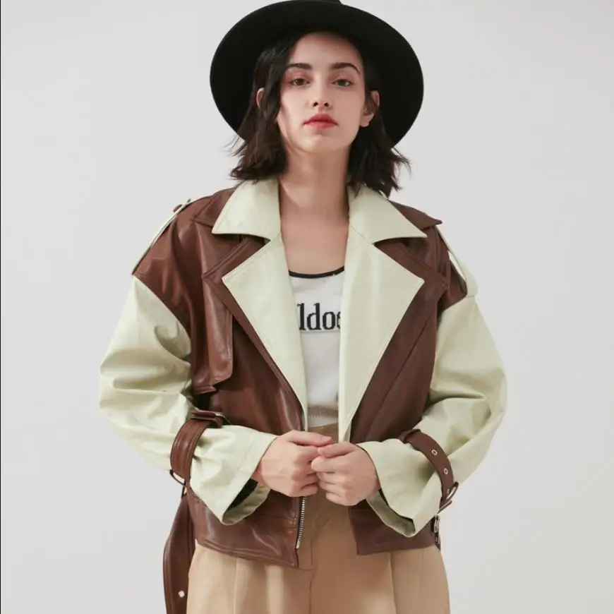 Модное короткое теплое пальто из искусственной кожи с паровозиком Женская