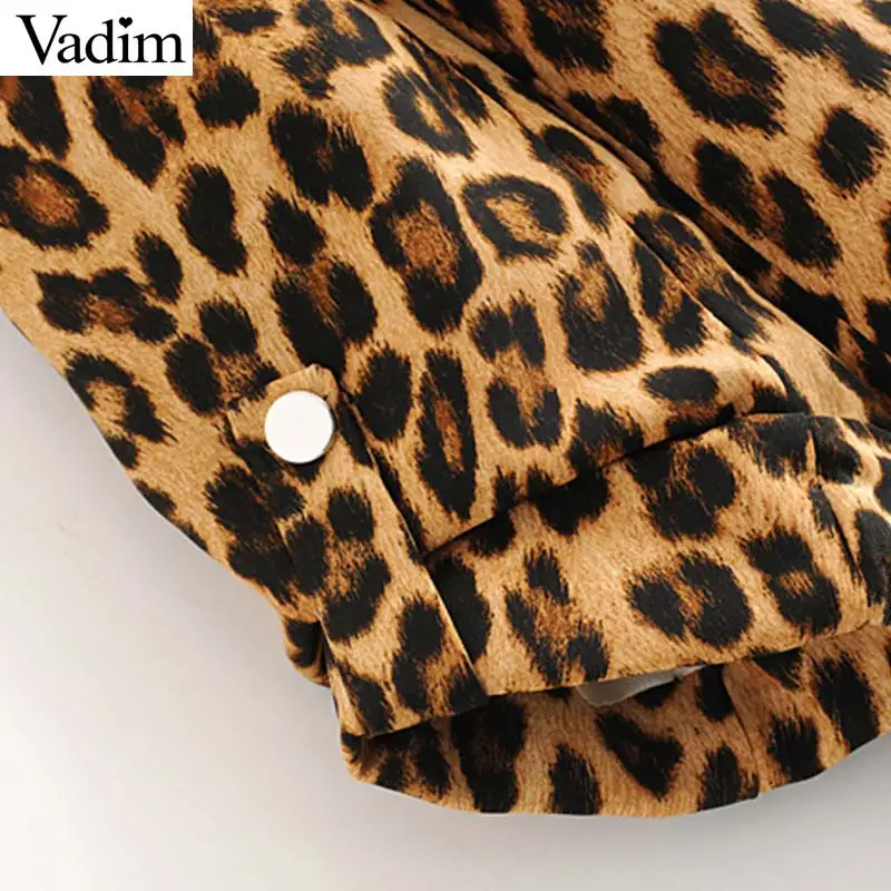 Женский блейзер с леопардовым принтом Vadim стильный офисный пиджак рукавами три