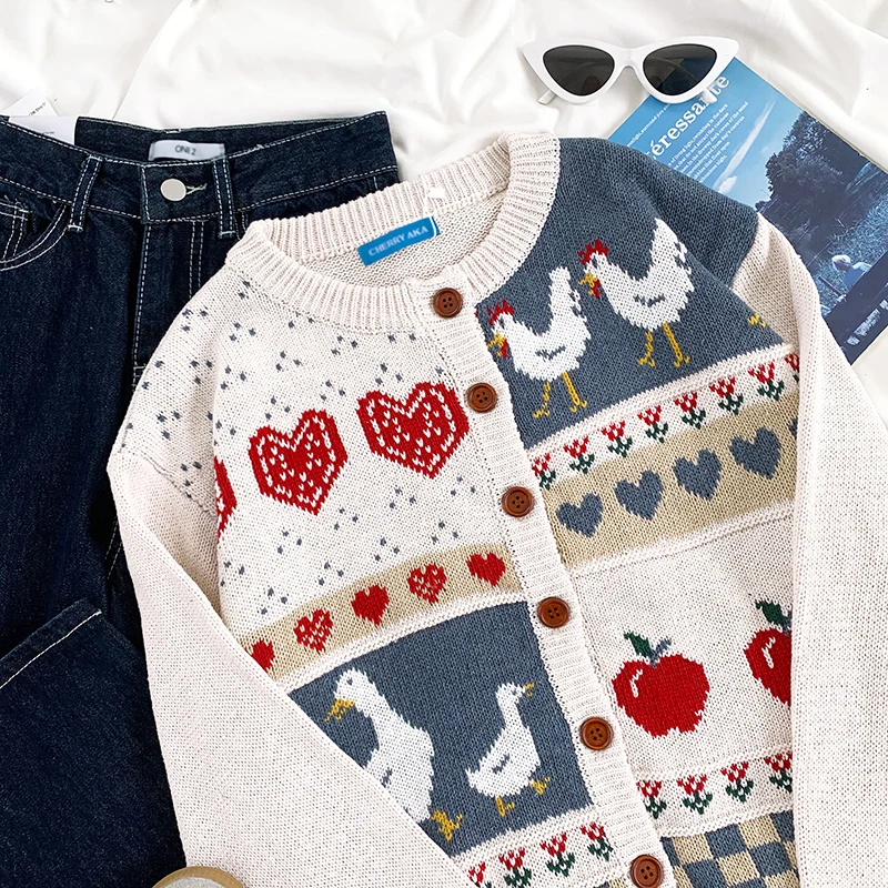 

Funny jacquard round neck buttoned thick warm loose long sleeve sweater