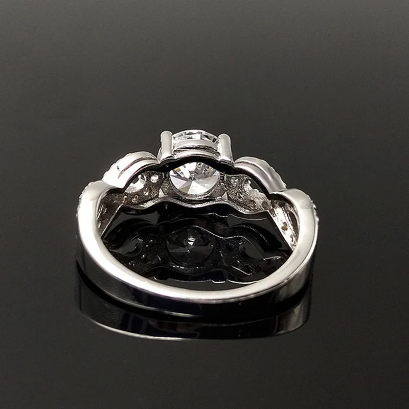 Изысканные обручальные и свадебные кольца с фианитом для женщин серебряного