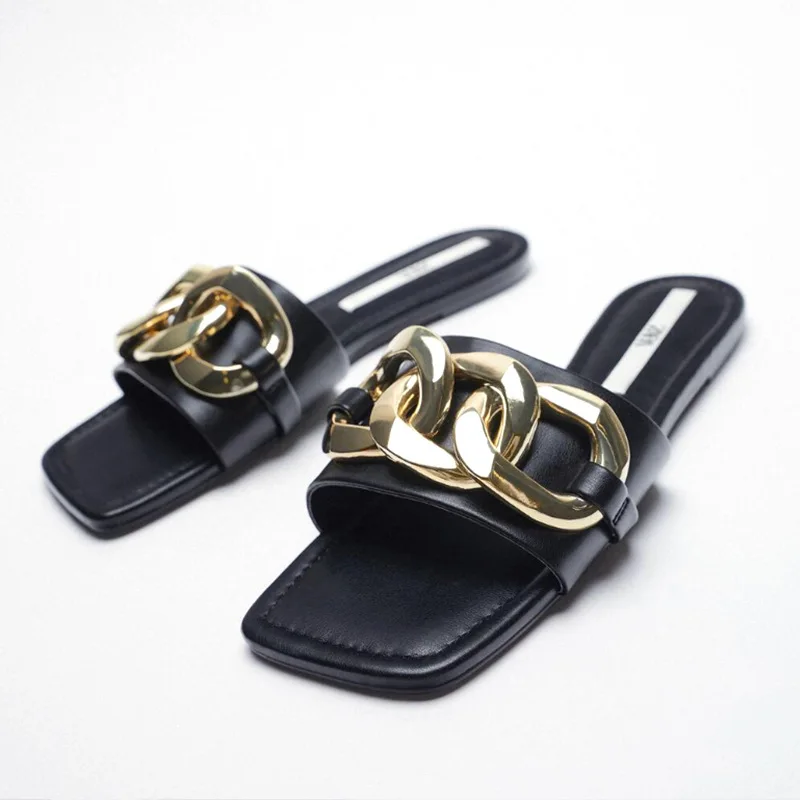 

Fashion Brand Slipper New Big Chain Buckle Summer Beach Slides Ladies Casual Outdoor Home Slipper Open Toe Flip Flops