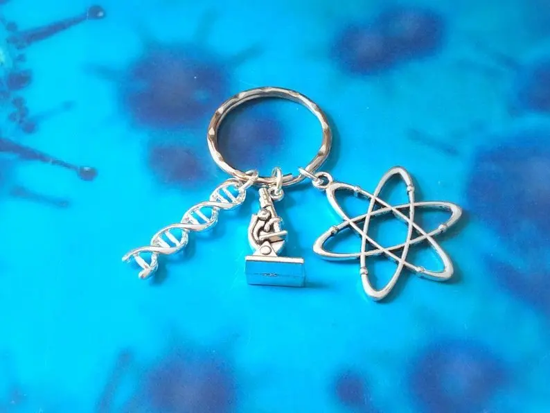 

1pcs Apple Charms Words Microscope Biological Unique Keychains Biology Chemistry Teacher Gift Keyring
