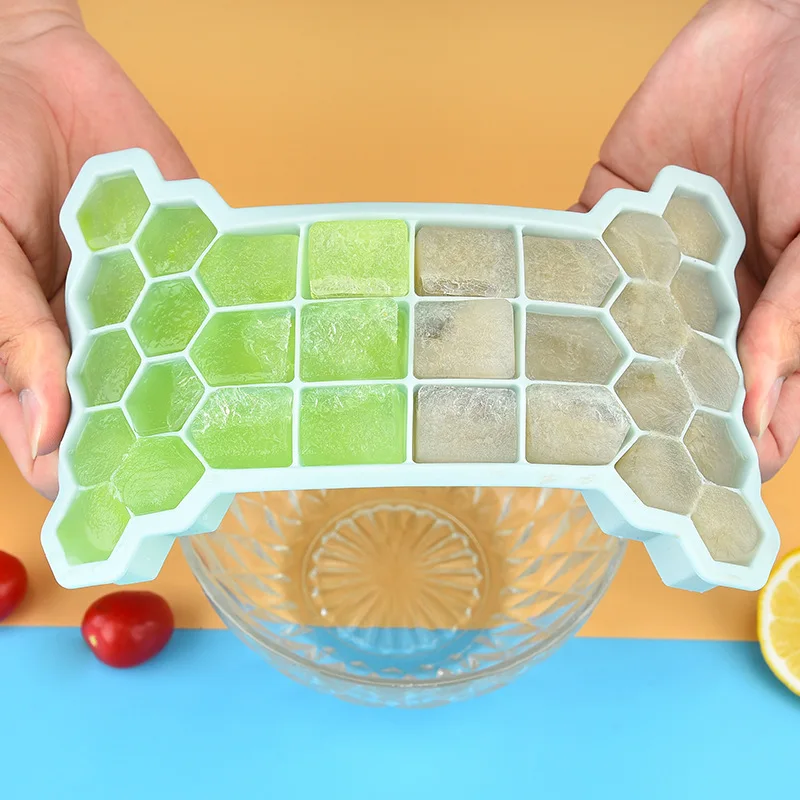 

30 Grids Square Honeycomb Ice Cube Trays with Removable Lids Silica Gel Ice Cube Mold BPA Free