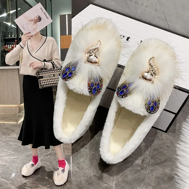

Hair shoes female 2021 autumn and winter new lamb hair drill bean beans women's shoes outside soft bottom warm ladies cotton