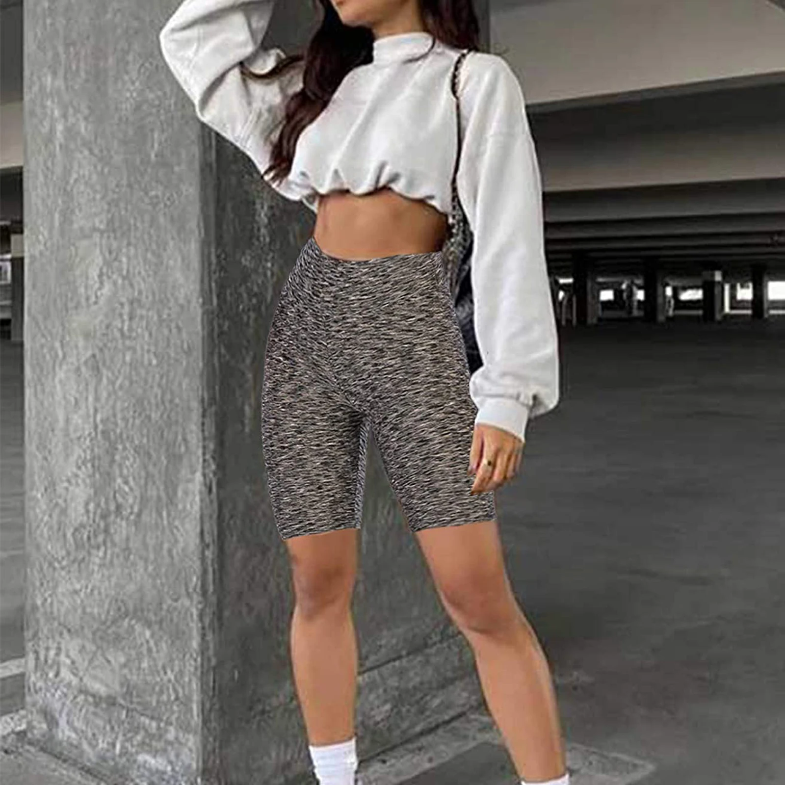 

Женские спортивные шорты с высокой эластичной талией, короткие штаны, облегающие спортивные брюки для лета, спортивные женские шорты для фи...