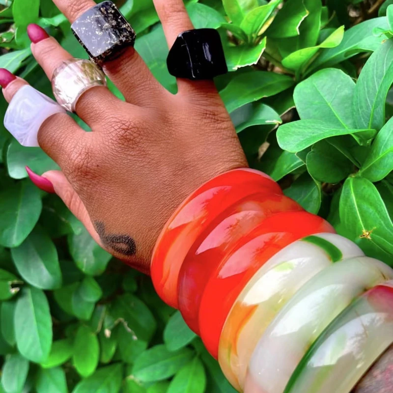 

Искусственный нефритовый браслет, искусственный синтетический нефритовый браслет и подарочная коробка