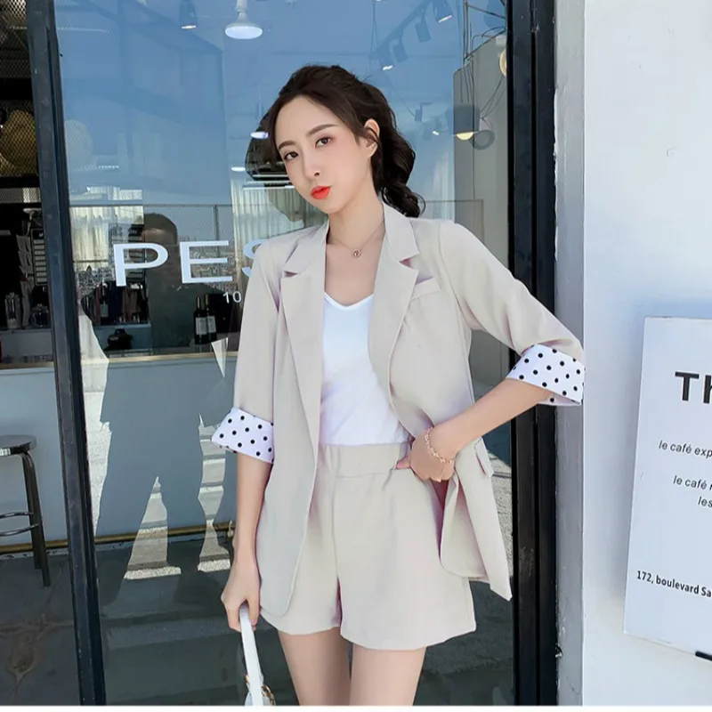 Маленький женский пиджак весна 2020 новая Корейская версия приталенного костюма с