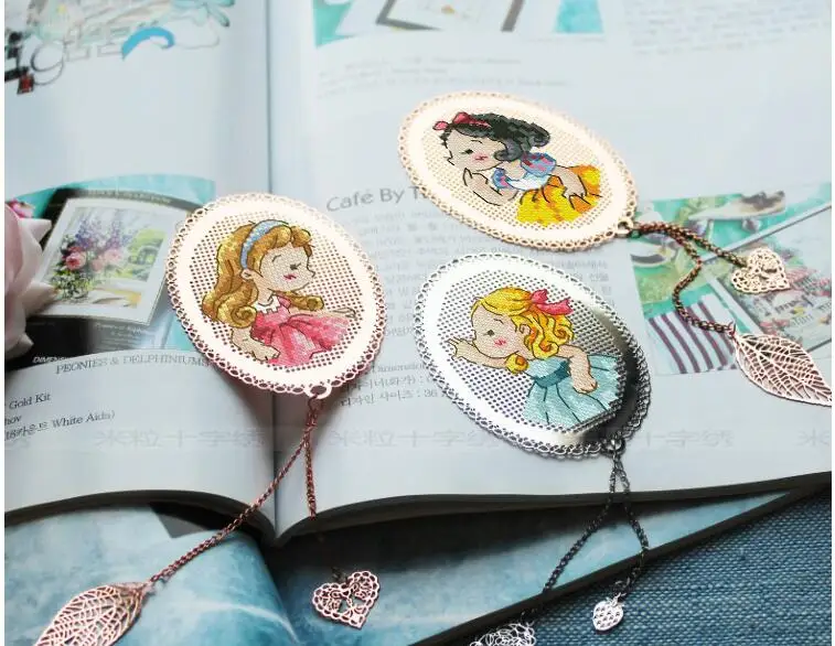 Вышивка крестиком оригинальный подарок ручной работы Новая Металлическая