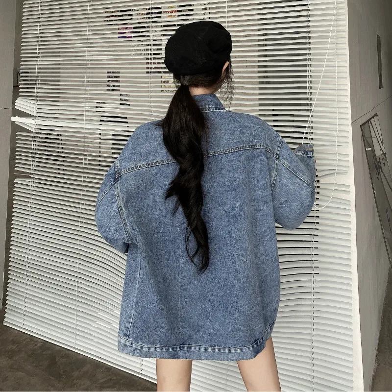 Куртка женская джинсовая короткая с длинным рукавом винтажный пиджак из денима