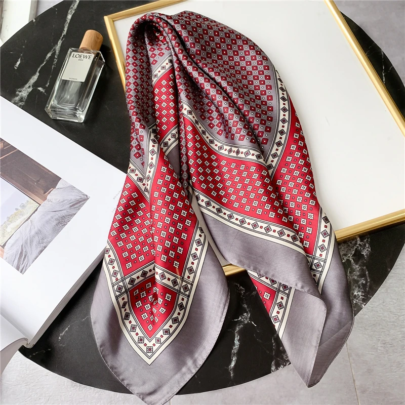 

2022 New Silk Scarf Design Print Square Shawl Women Foulard Hairband Neckerchief Lady Office Scarves Bandana Hijab