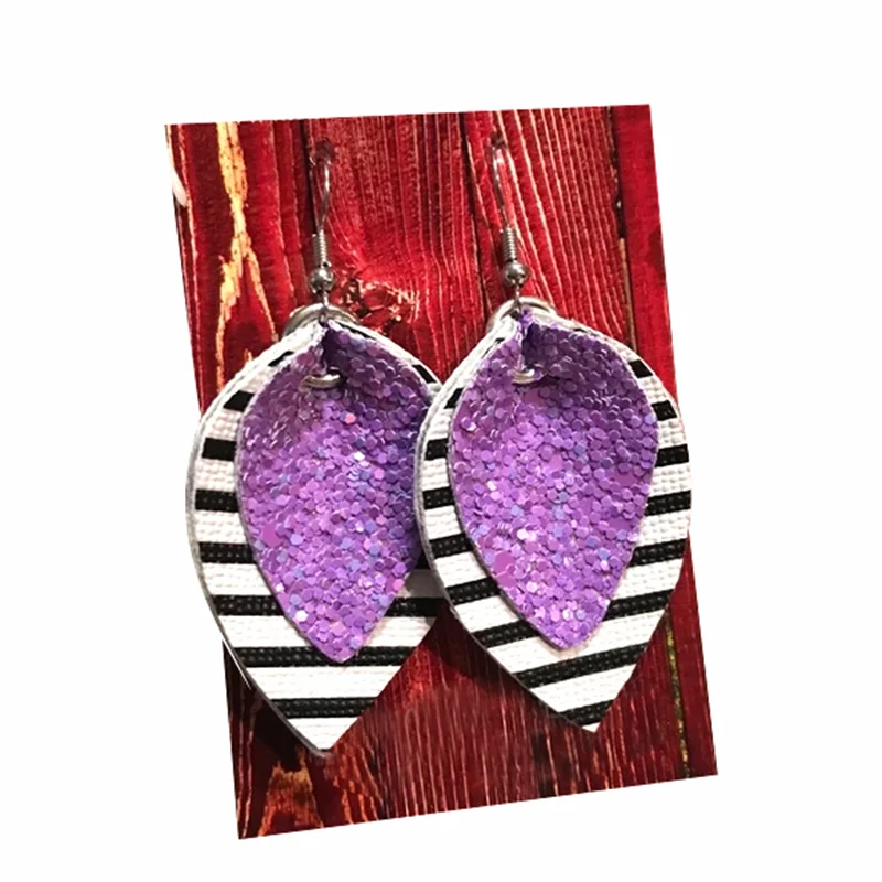 

Сверкающие Многослойные серьги из искусственной кожи с листьями, блестящие черно-белые полосатые каплевидные серьги на заказ