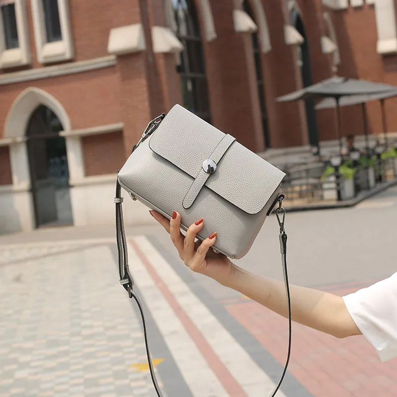 

BRIGGS New 2021 Soft Genuine Leather Bags Fashion Women Shoulder Bag High Quality Flap Elegant Lady Crossbody Bags Black Brown