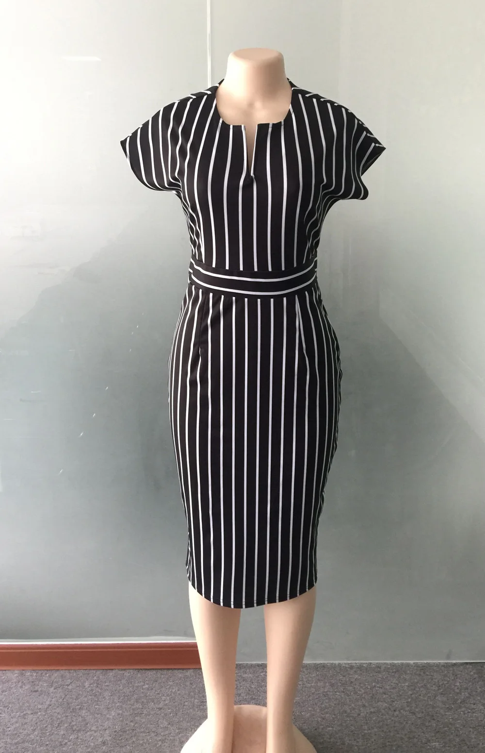 Женское платье в полоску повседневное облегающее платье-футболка большого