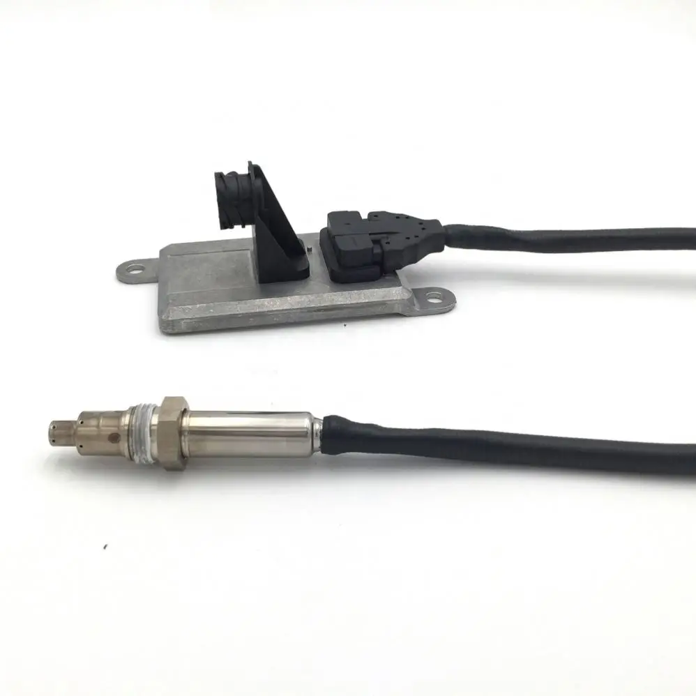 

24V Circle Four Needles Nitrogen Oxide Sensor 5WK9 6612F 2296799 5WK96612F