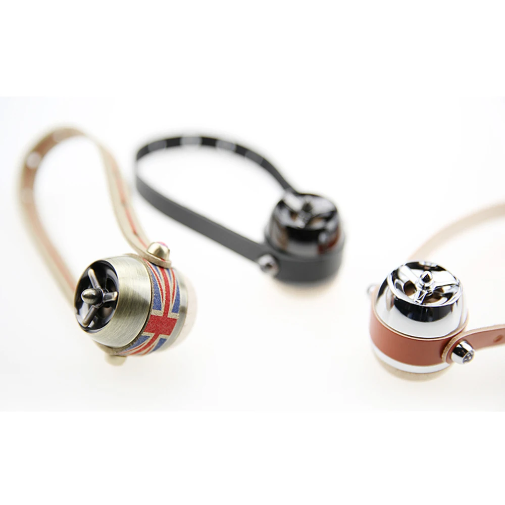 Автомобильный подвесной парфюмерный ароматизатор Air Force освежитель воздуха