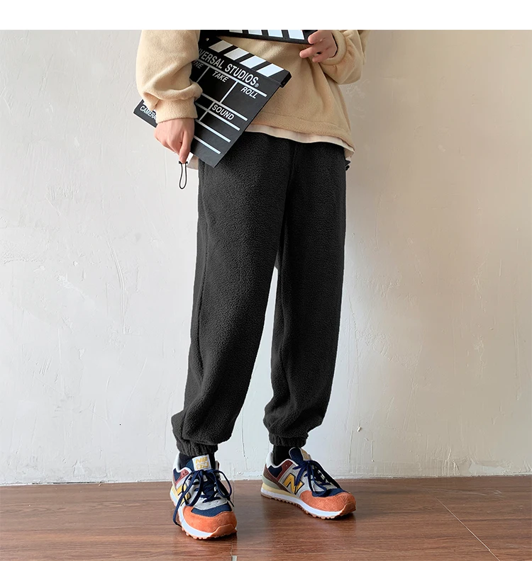 Winter Plus Velvet Padded Pants Men's Warm Fashion Casual Lamb Hair Pants Men Streetwear Wild Loose Joggers Sweatpants Mens