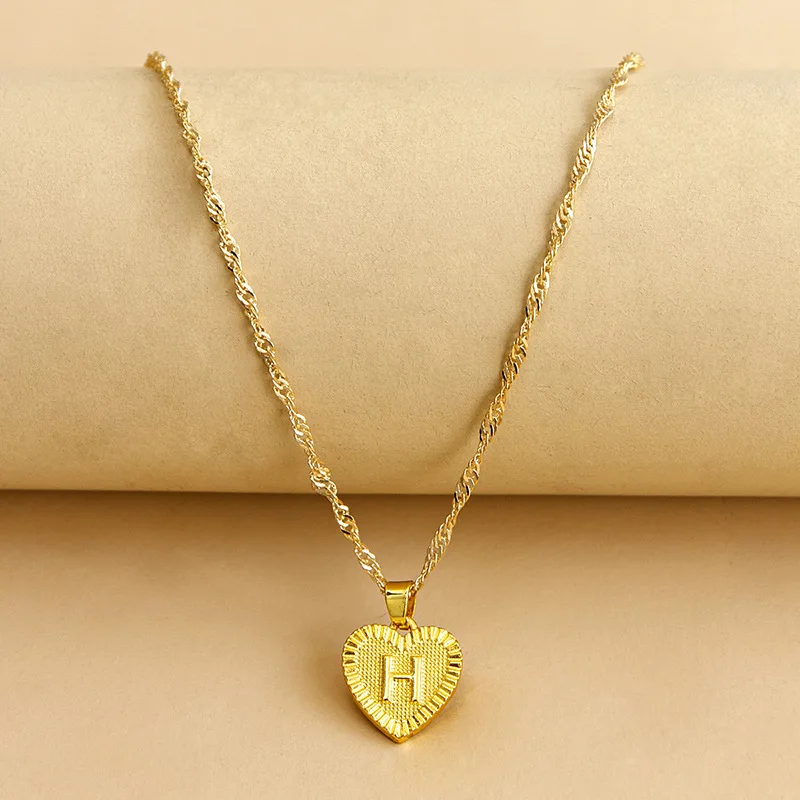 

26 Letter Heart Pendant Gold Necklace Stainless Steel Luxury Men&Women Exquisite Necklace Valentine Day Gift Jewelry