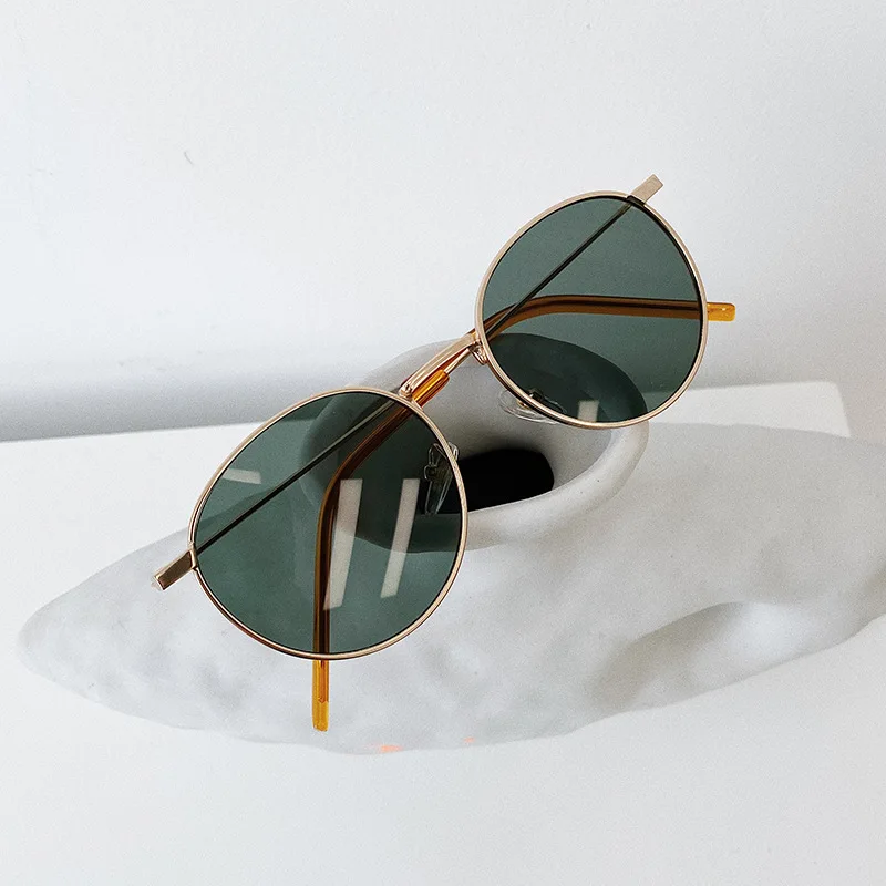 

Солнцезащитные очки с металлической оправой UV400 для детей