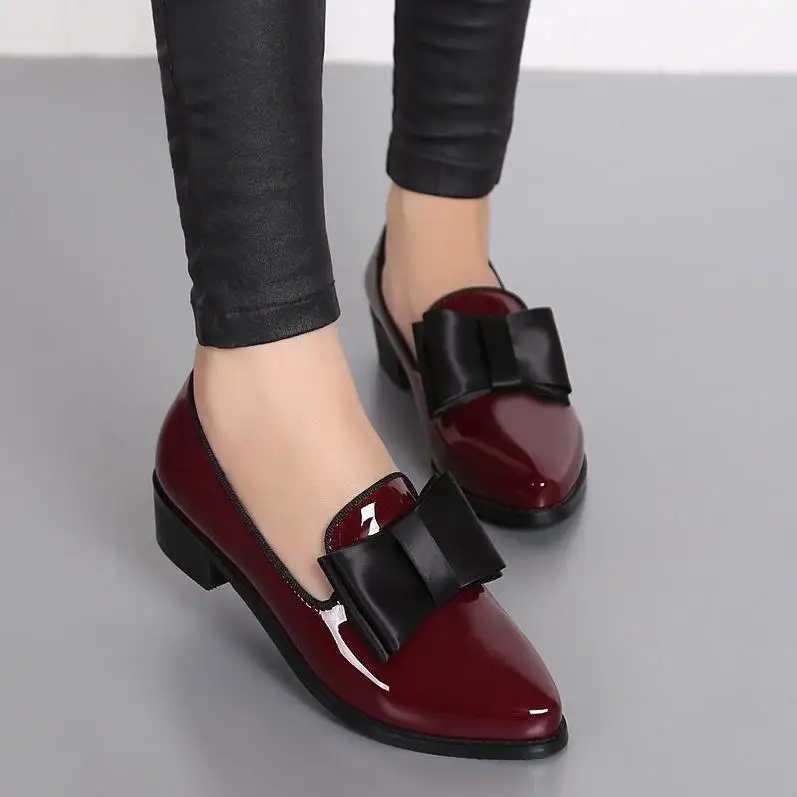 

Spring and summer 2020 professional women pointed bow patent leather women shoe stylish flat women casual shoes zapatos mujer