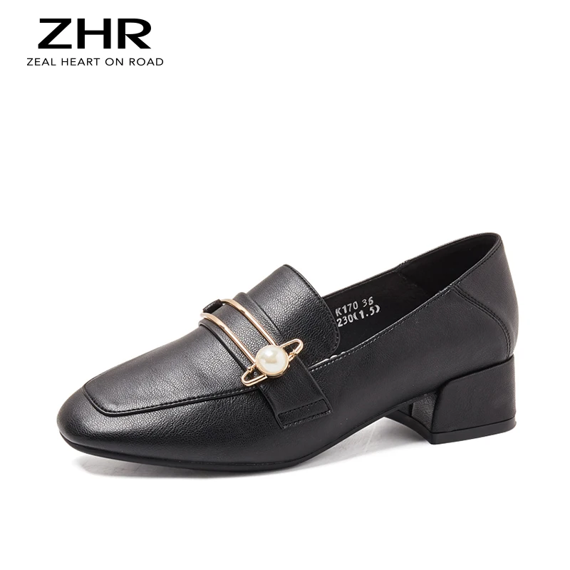 

Elegant Women Pumps Metal Buckle Loafers Fashion Pearl Ladies Shoes Comfortable PU Slip-on Mid Heel Women Office Shoes