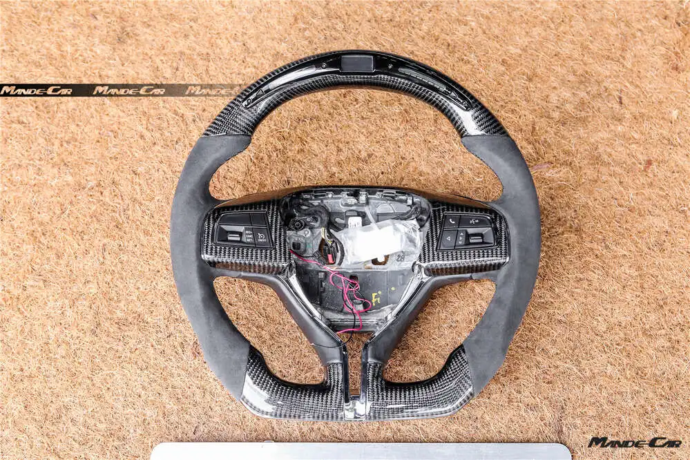 

LED with Carbon Fiber Steering wheel For Maserati Levante Ghibli Quattroporte