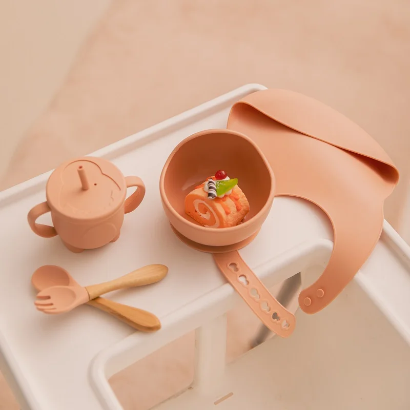 5Pcs Baby Feeding Bowl Sets Kids Silicone Non-Slip Tableware Dinner Plate With Bibs Cup Spoon Fork Dinnerware For Children