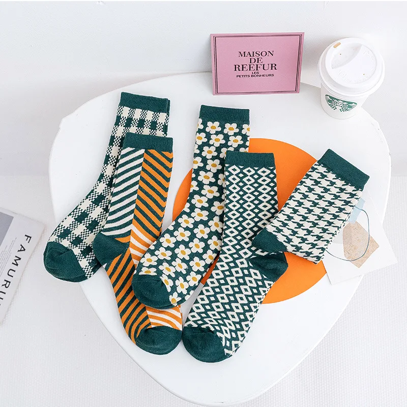 

Socks Women's Cotton With Print Flower Plaid Spring Autumn Retro Korean Style Fashion Female Woman Socks for Girls Wholesale