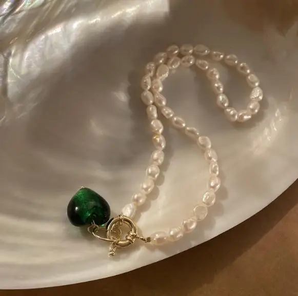 Любимый жемчуг. Любимый жемчуг. Морская жемчужница моллюск с жемчужиной. Бисер белый жемчуг. Украшения жемчуг для любимой.