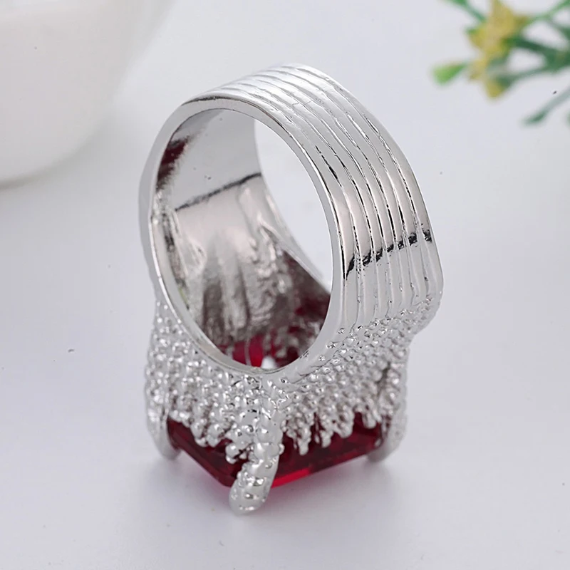 Большое кольцо с красным Рубином яркое серебряное для женщин свадебная