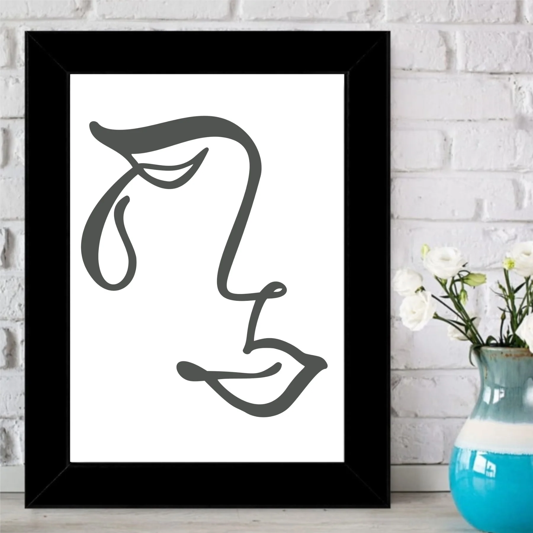 

Charcoal Abstract Face Designer Frame Table-Y15