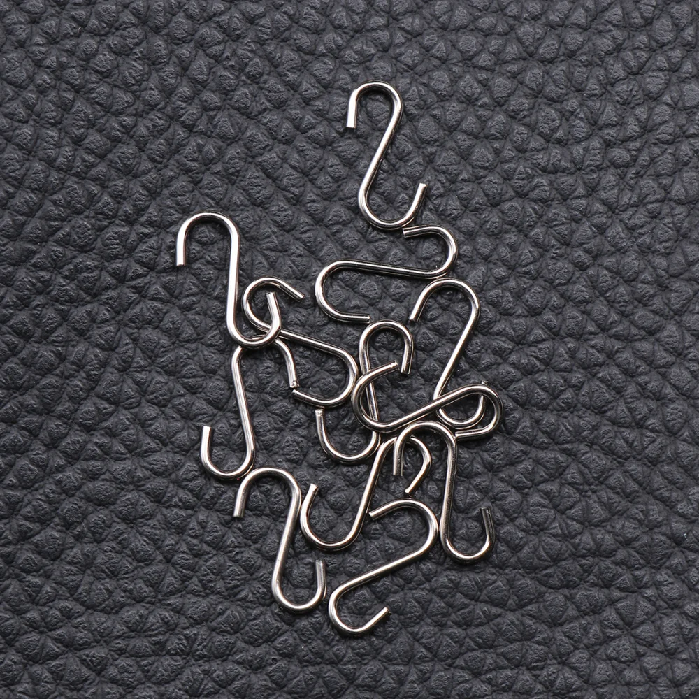 

100PCS DIY Mini S-shaped Hooks Sturdy S-shaped Hooks Stainless Steel S-shaped Hangers Metal DIY Jewelry Accessory
