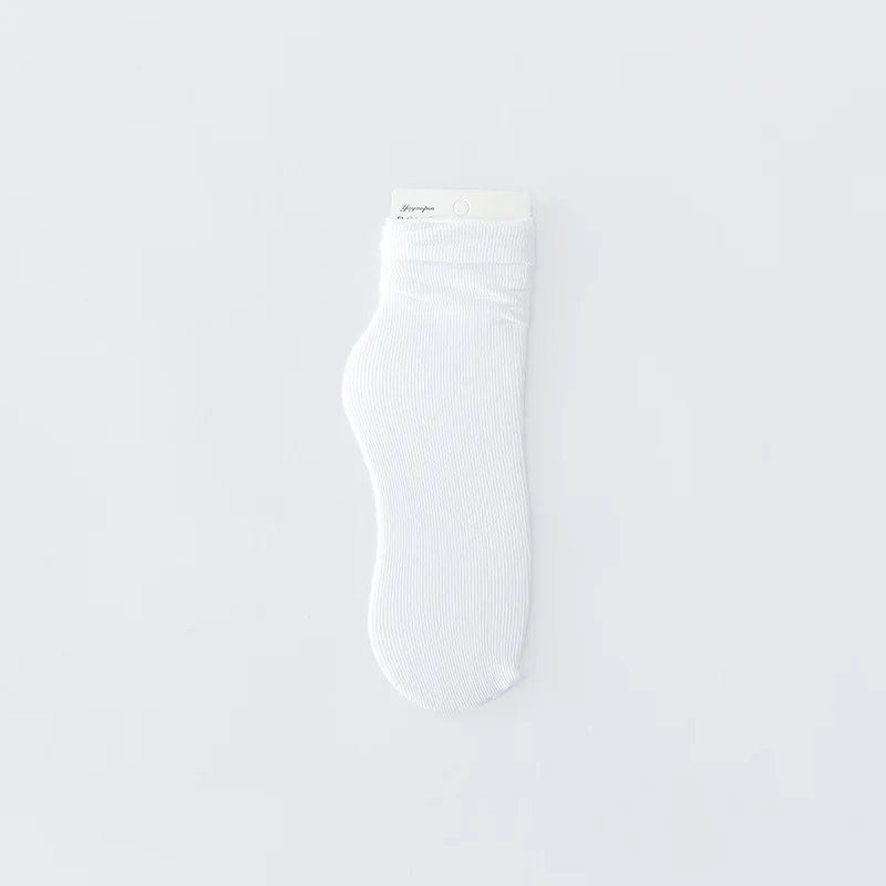 

Japanese Candy Color Ladies Socks Thin Section Breathable Velvet Ice Stockings Trend Wild Ladies Tube Socks Summer Leisure 2021