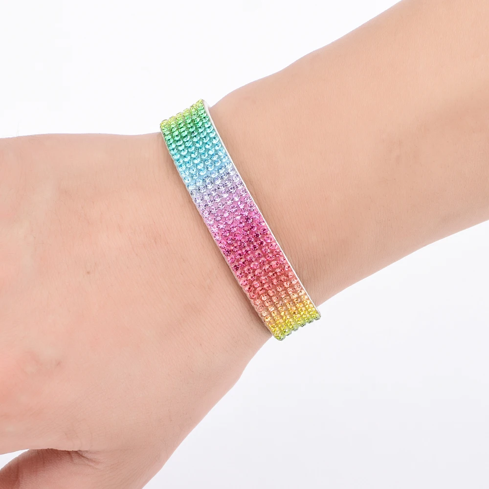 Женские широкие кожаные браслеты многослойные Стразы цветной оберточный