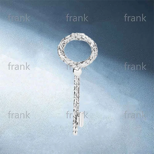 

Exquisite and fashionable Key Chain Pendant