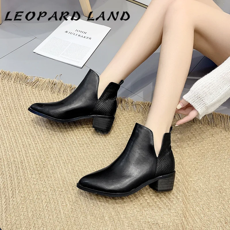 Женская обувь с леопардовым принтом короткие ботинки на Высоком толстом каблуке