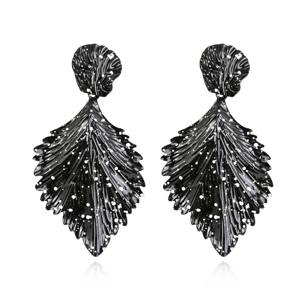 

Серьги KQYZ001 в европейском стиле, черные, в стиле ретро, крупные, в форме листьев, волнистые, темпераментные, с распылителем краски, в форме лис...