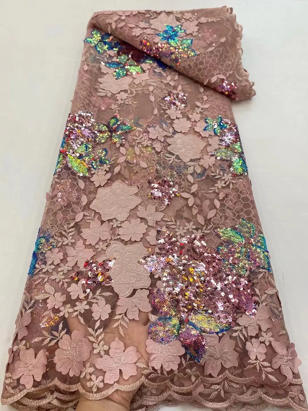 

Luxury French Net Lace Fabric 5 Yards Sequin Embroidery African Nigerian Celebrant Asoebi Robe Tailoring Lace Material