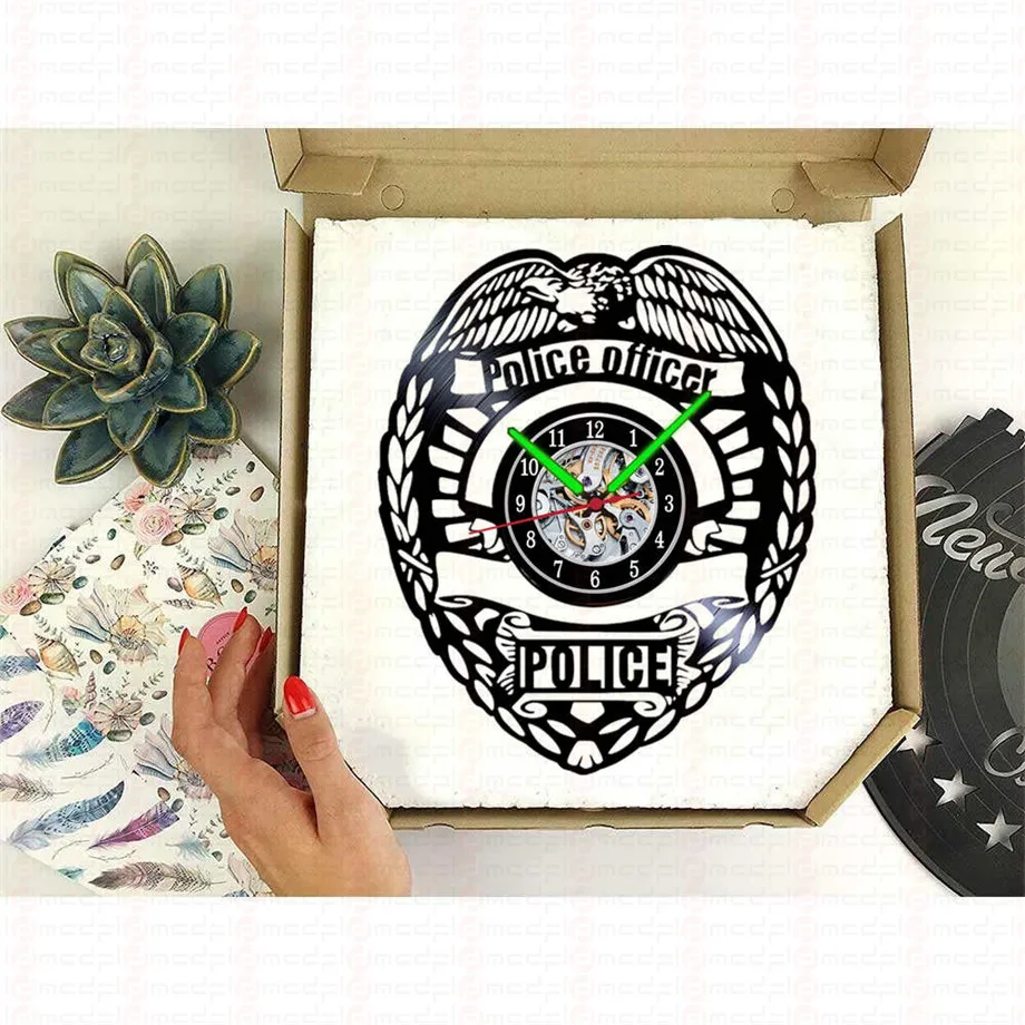 Полиция офицер дизайн светящийся винил запись настенные часы кварцевые с DIY руки