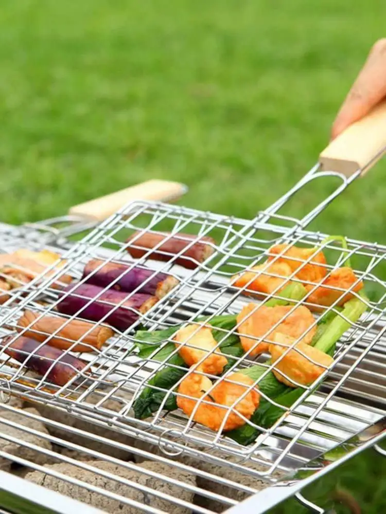 

Bold Plated Grilled Fish Barbecue Burger Net Clip Large Barbecue Clip Barbecue Clip Square Grilled Fish Clip Three Fish Grilled