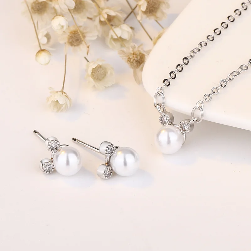 Жемчужные миниатюрные серьги гвоздики романтические Микки Маус для женщин