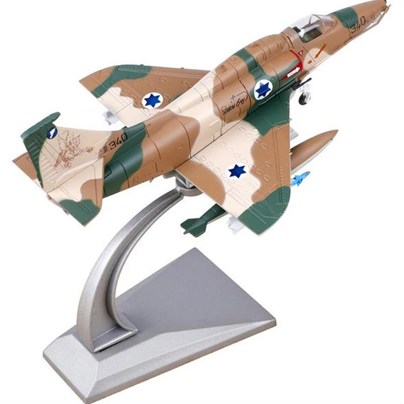 Модель самолета из металлического сплава 1:72| |