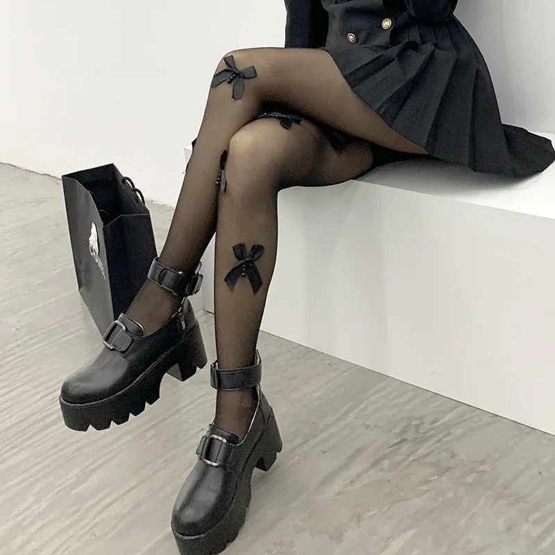 

Women's Socks & Hosiery