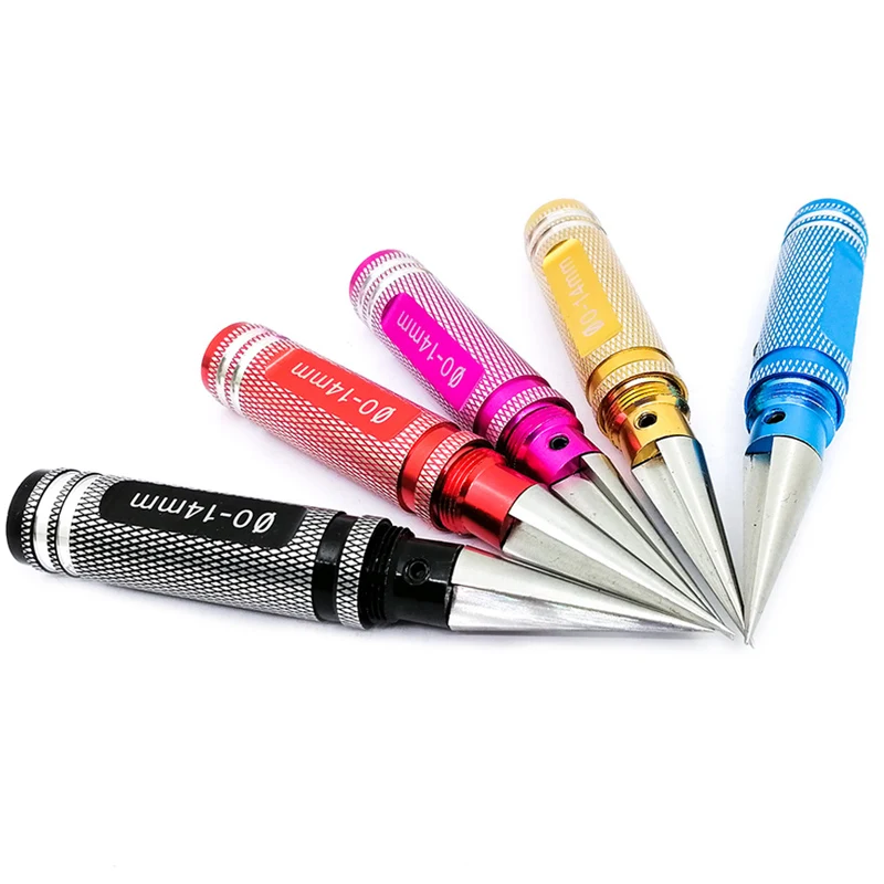 Открыватель отверстий для корпуса автомобиля на радиоуправлении расширяющийся