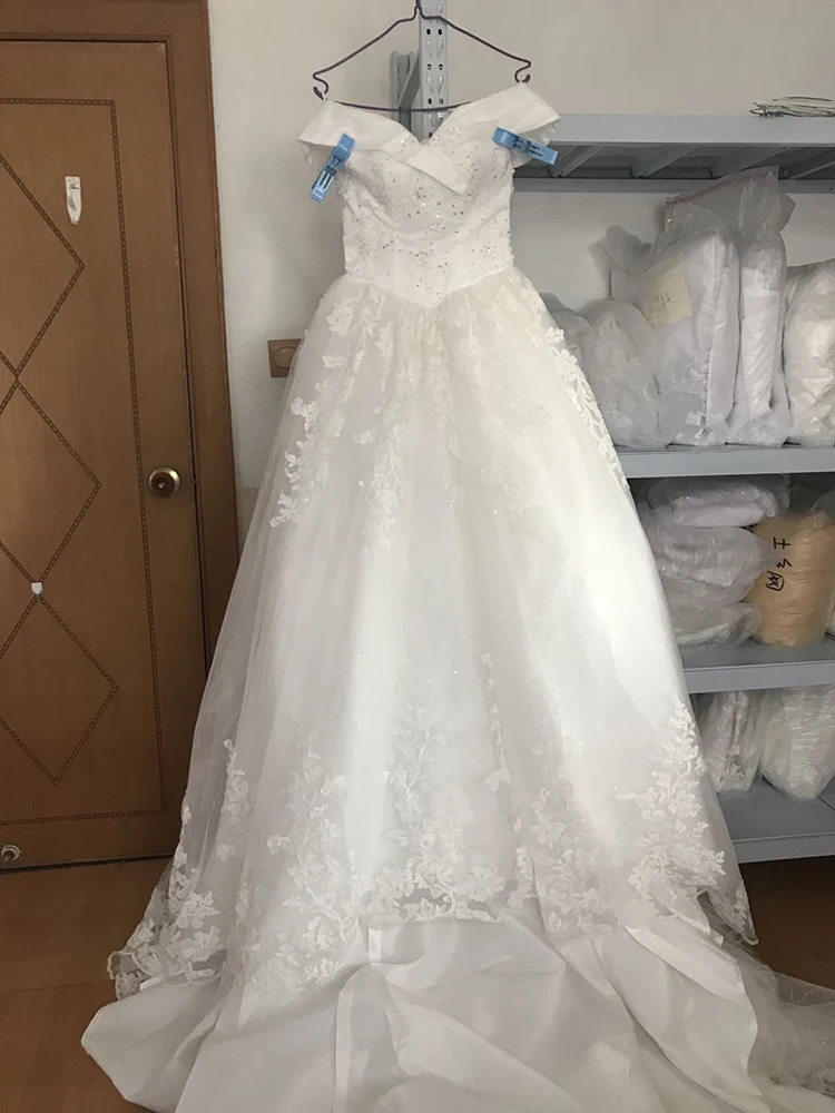 Женское свадебное платье с длинным шлейфом Fansmile кружевное невесты по